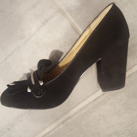 David Aaron black suede heels - Picture 4 of 4